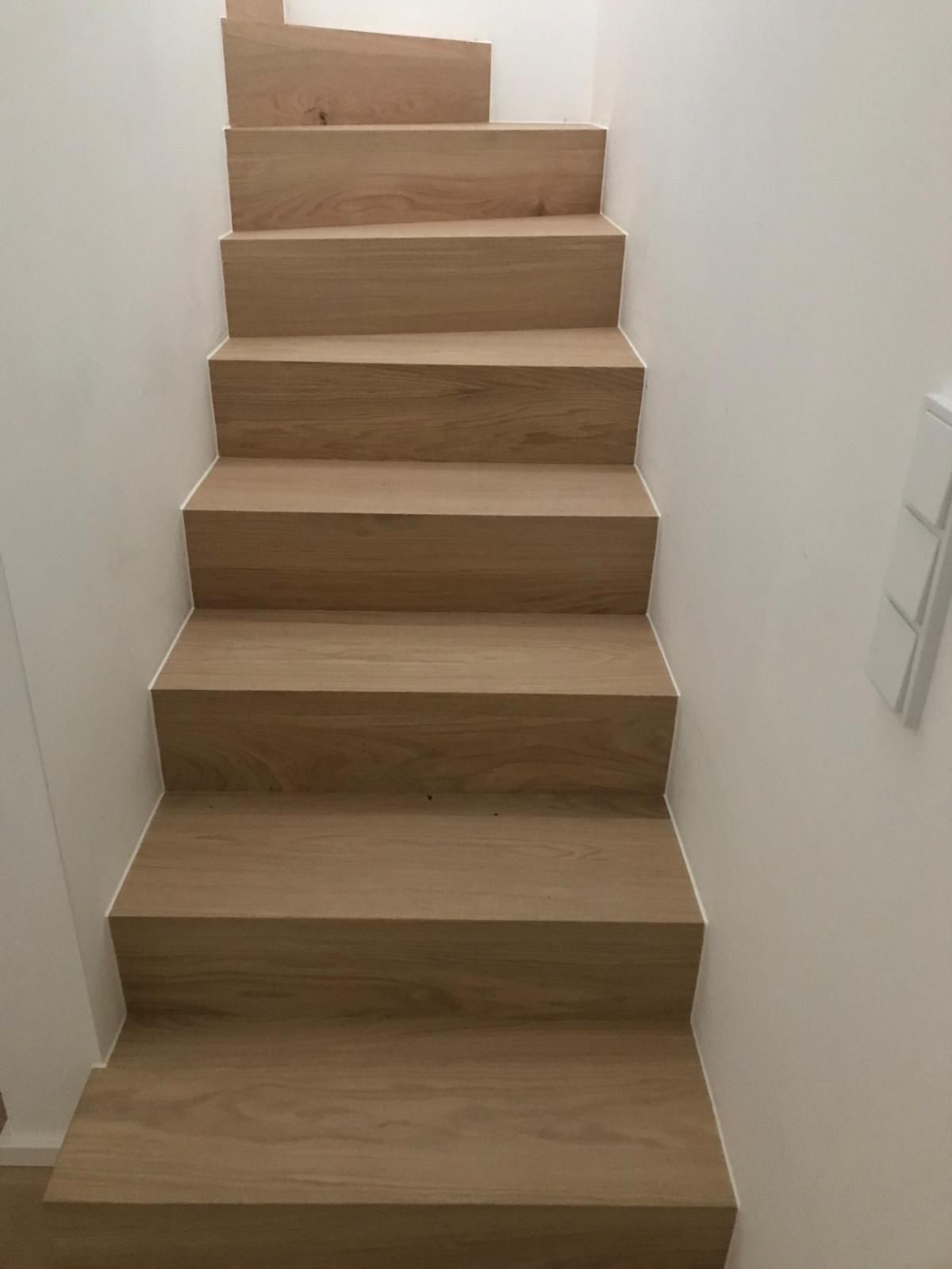 Eichentreppe massiv